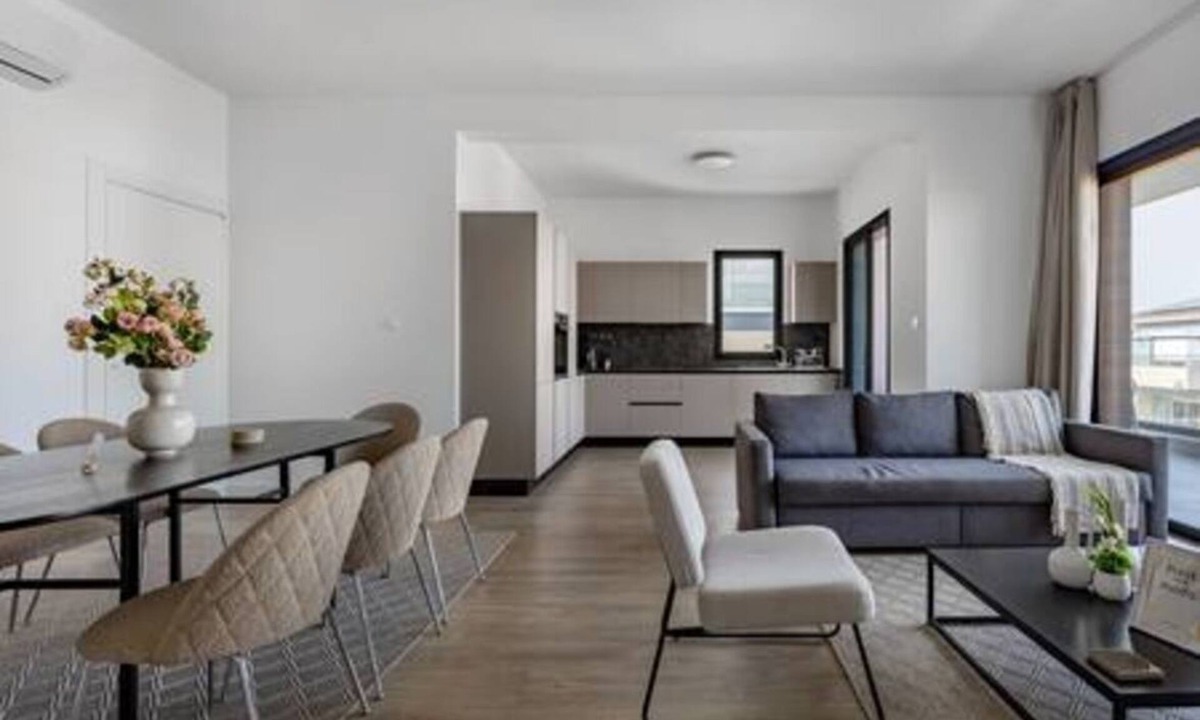 Limassol Apartment | 202 Sfiggos - Large Balcony & Shared Rooftop Pool