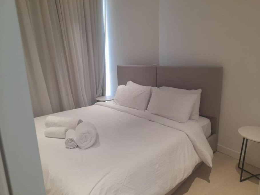 City Centre Apartment | 360 Building - City View 2 Bedroom Residence