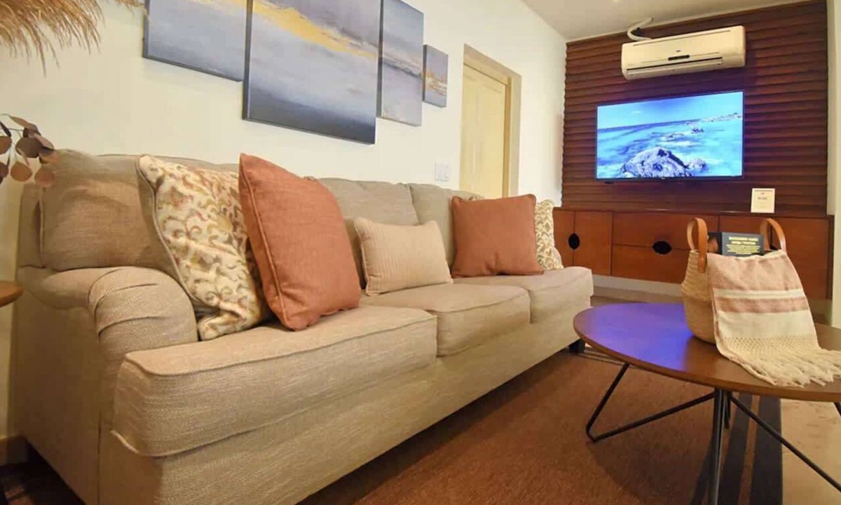 Centro Villa | 4BD Luxury Villa (Casa Pueblo)