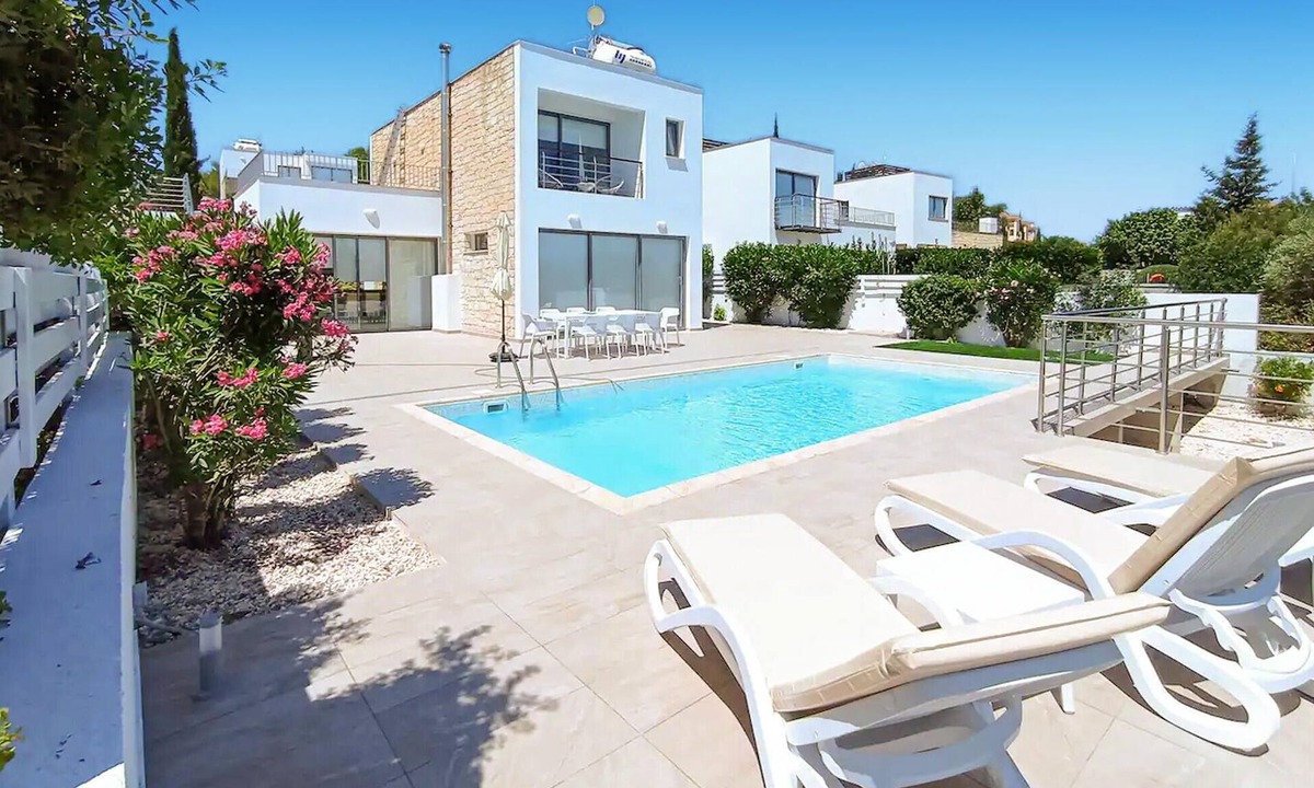 Miliou House | Awesome home in Neo Chorio