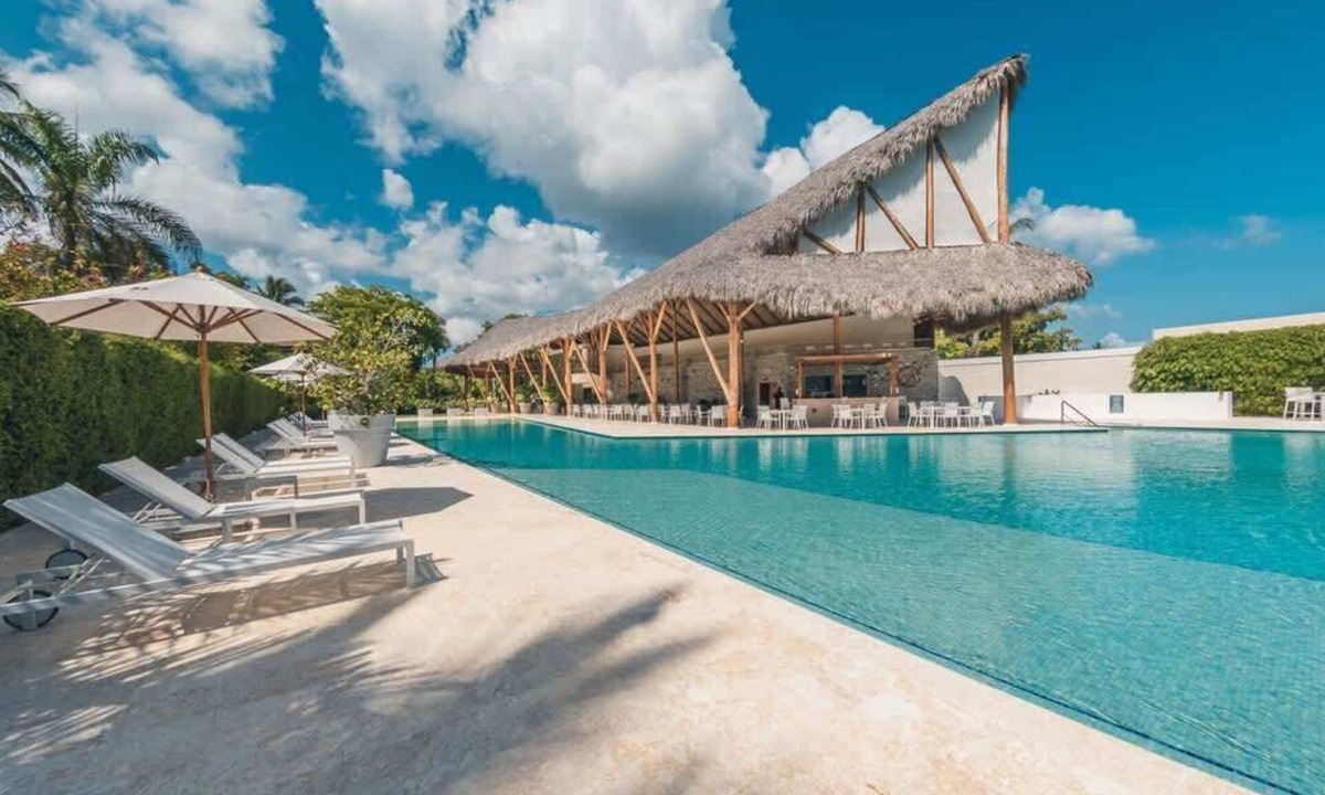 Las Terrenas Apartment | Beachside Apartment with Pool & Private Balcony