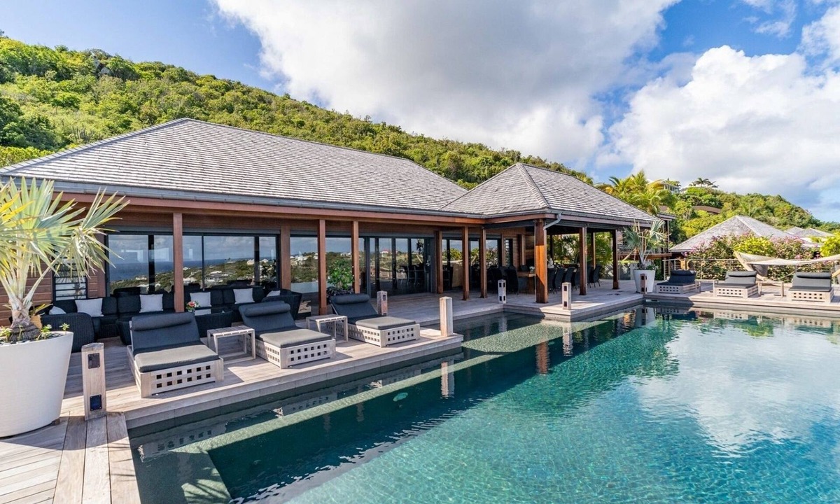 Grand Cul-de-Sac Villa | Beautiful Jade Luxury villa