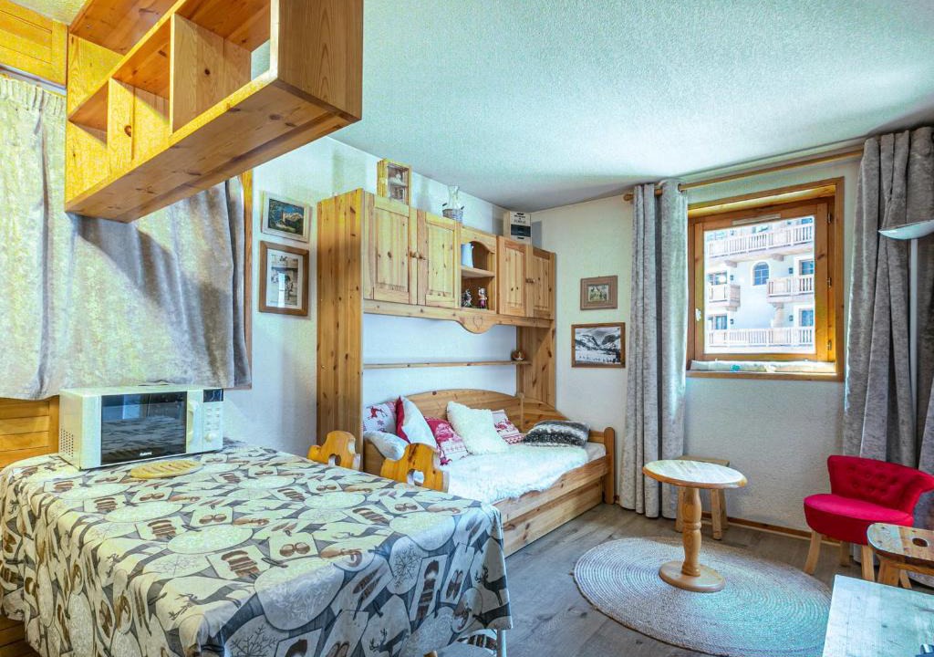 Val-d'Isere Apartment | Charmant appartement avec WiFi et parking, au pied des pistes et au cœur du village - FR-1-694-275
