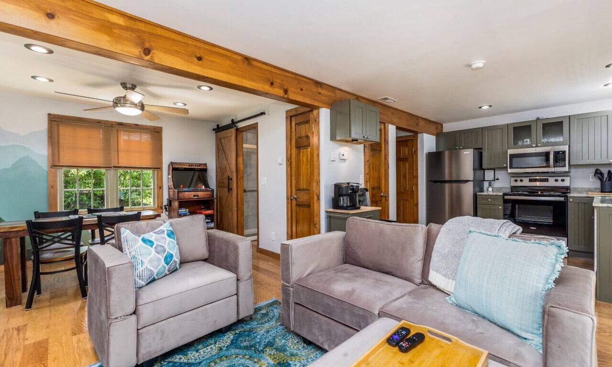 The Galena Territory House | Charming 1-Bedroom Cozy Retreat