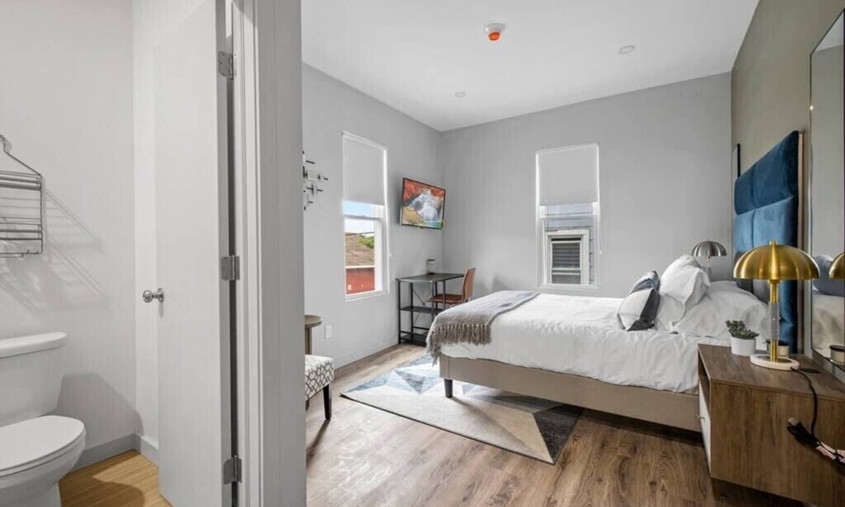 Middletown Apartment | Compact Studio Suite Couples or Solo Travelers