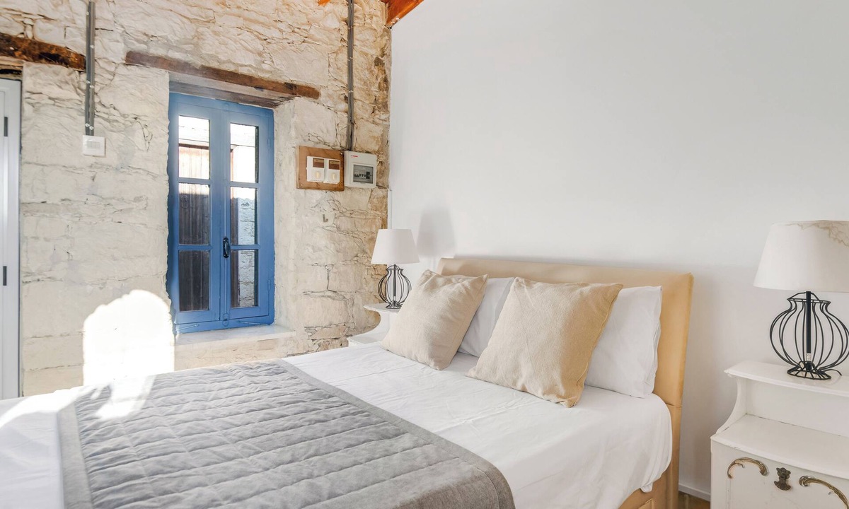 Arsos Apartment | "cornaro House Vecchio - Petite Studio Apartment"