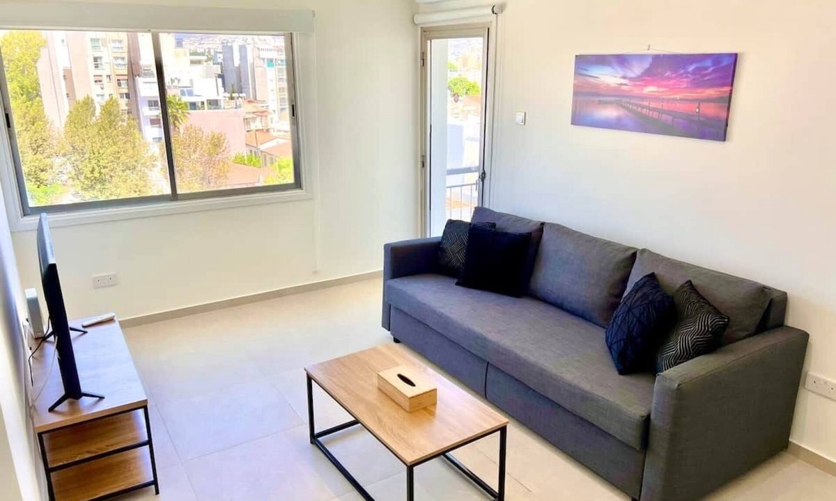Historical Center Apartment | Cristiana Sea Breeze, Sleeps 3, Opposite to Beach