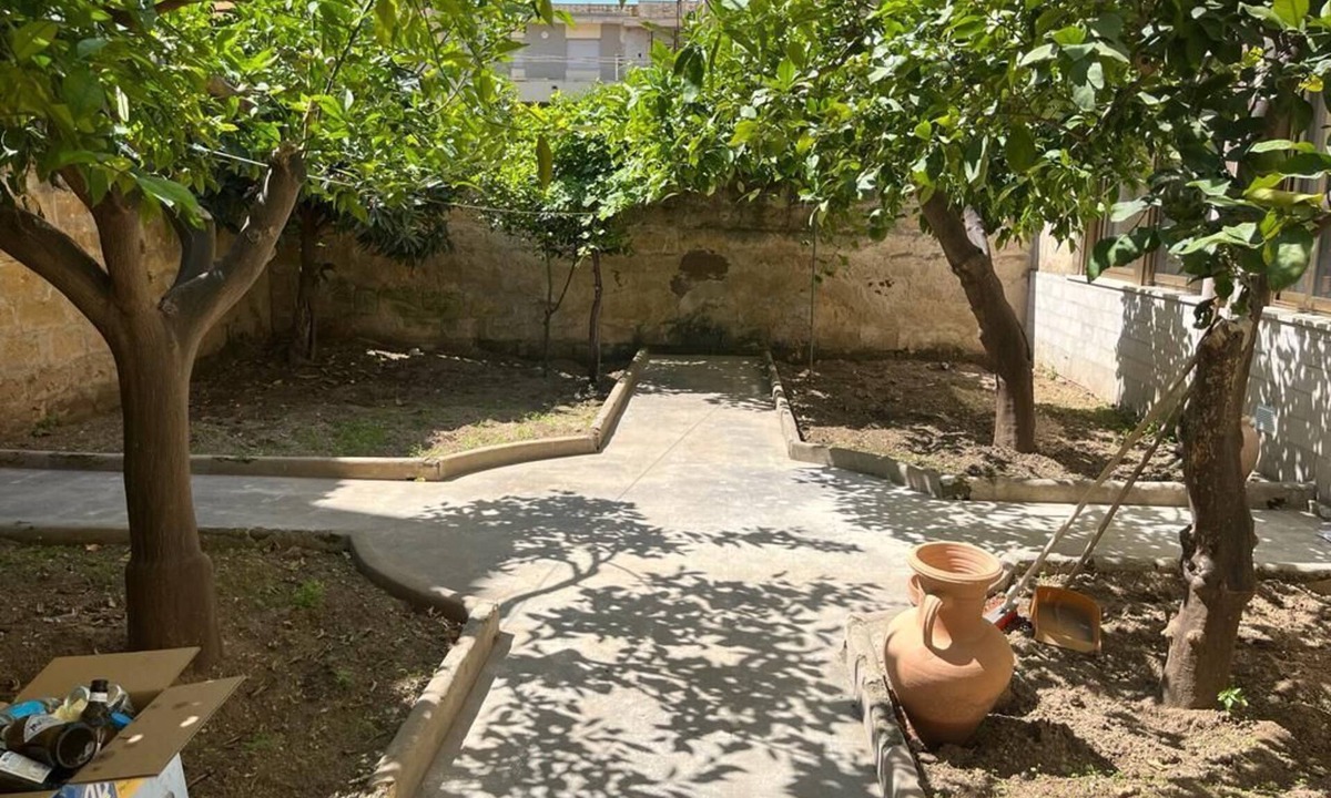 Casa Santa Apartment | Immaculate 3-Bed, Sleeps 6, Parking