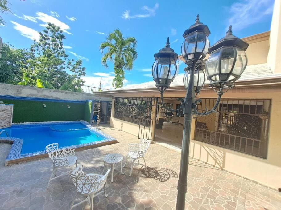Santiago Province Villa | Lujosa villa completa 4hab con Piscina y Barbacoa