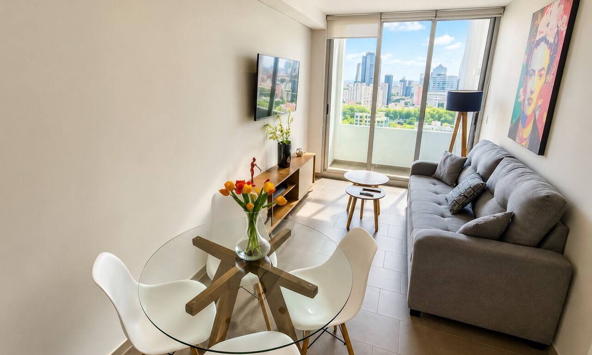 Granada Apartment | Luxury Polanco Apartment with Private Balcony, High-Speed Internet, Amazing Location, Security 24/7.