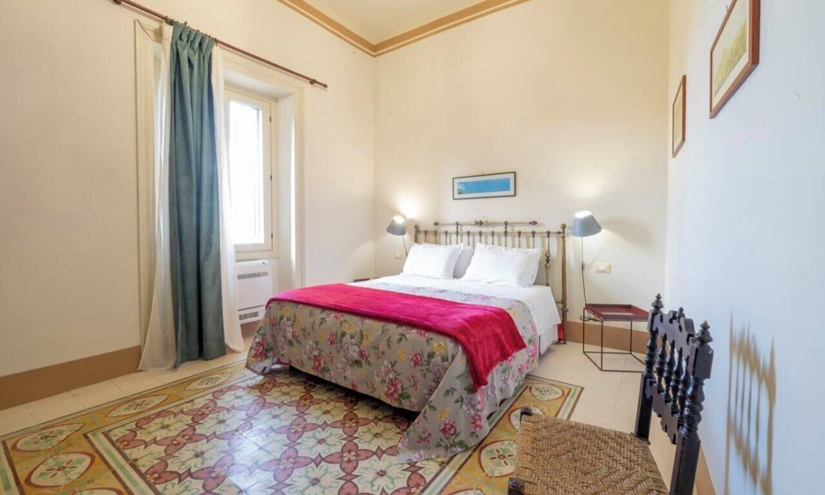 Erice Bed & Breakfast | Noble palace with a sky view in the mountains, near the historic center of Erice