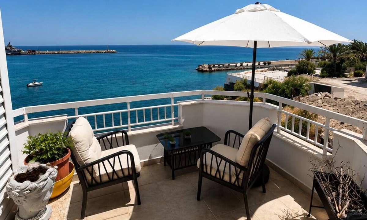 Kyrenia Apartment | Peaceful, in Kyrenia, right on the seafront with a magnificent sea view