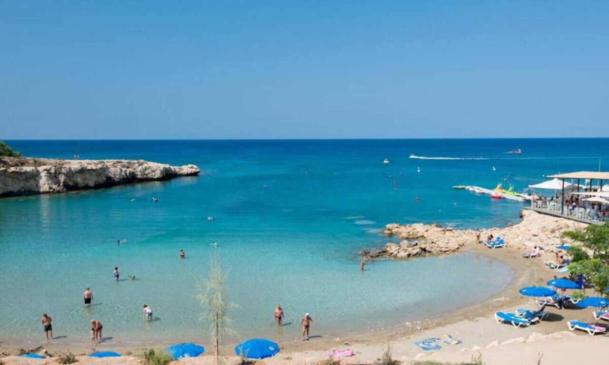 Kapparis Villa | Phaedrus Living: Seaside Luxury Villa Anafi