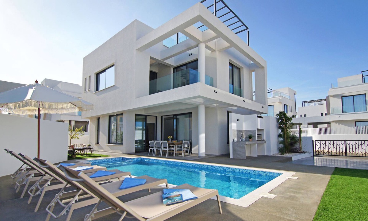 Pernera Villa | QUEEN ELEANOR LUXURY VILLA