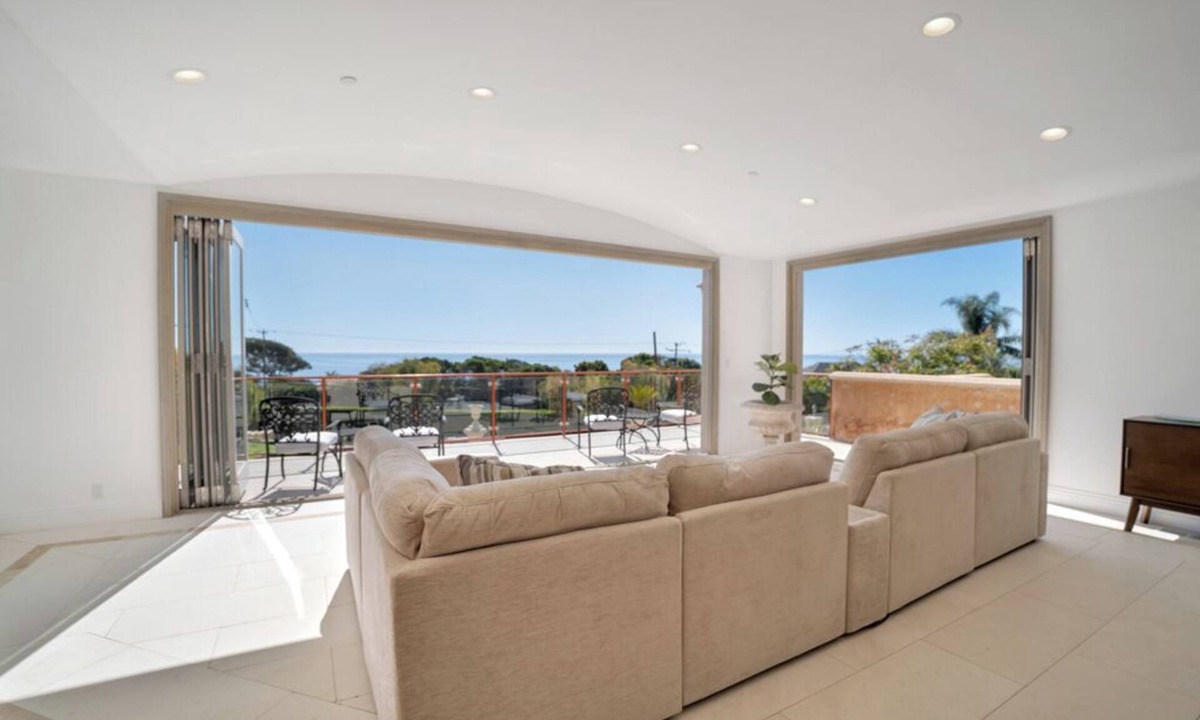 Western Malibu Villa | Relax in a Malibu Villa! Ocean Views w/Pool+Theater+Sport Court- 5 bed+7 bath