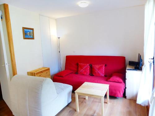 Les Contamines-Montjoie Apartment | Studio L'Enclave I et J-28 by Interhome