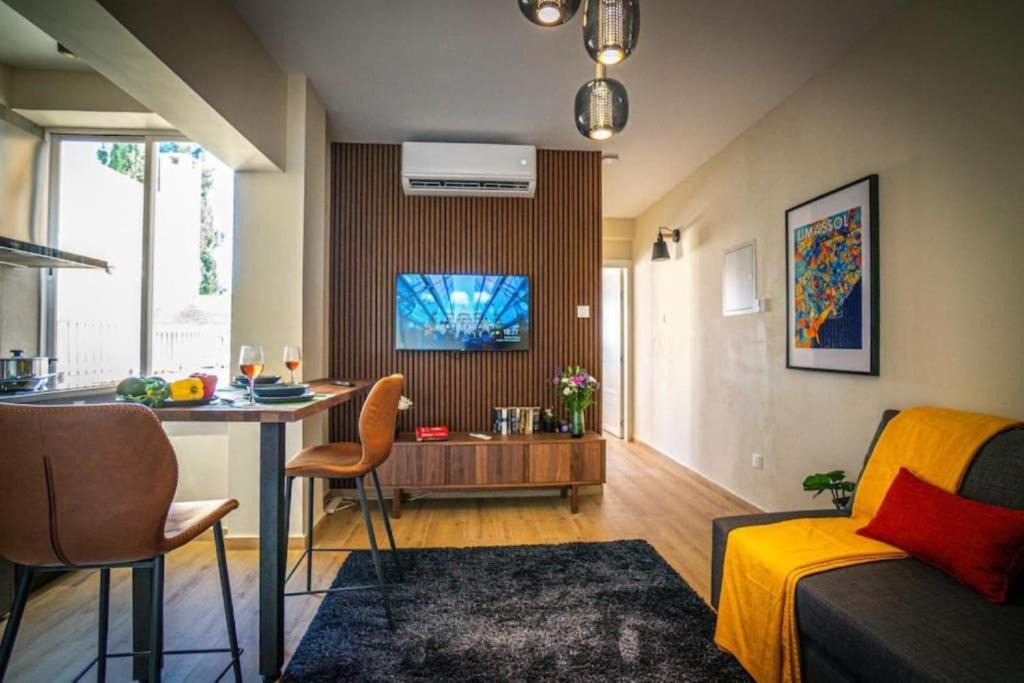 Neapolis Apartment | Stylish Newly Renovated Flat, 250 Meters from the Beach, Central Location with Free Parking