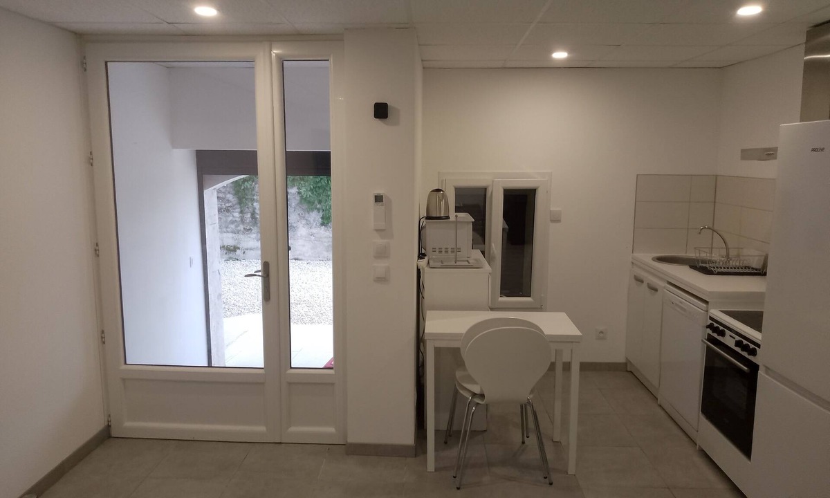 Vaulx Apartment | T2 in a renovated farmhouse just outside Annecy