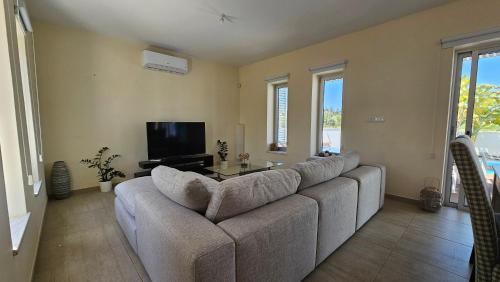 Geroskipou Villa | Villa Akti Plage 3 Bed