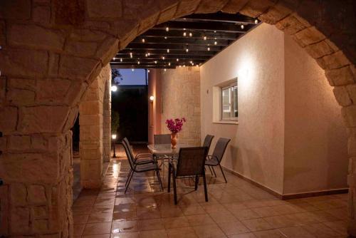 Kissonerga Apartment | Villa Cynthiana 4- 300m from the sea 3 bedrooms 3 bathrooms