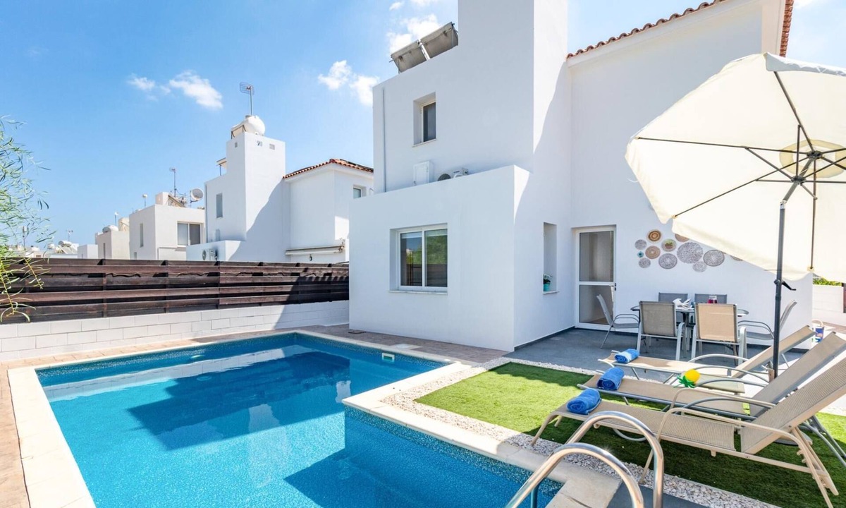 Pernera Villa | Villa Daphne Protaras by Ezoria Villas
