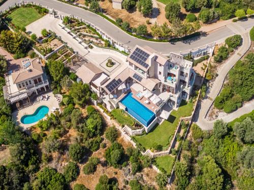 Aphrodite Hills Villa | Villa Elea, New Deluxe Golf Villa at Aphrodite Hills - 6 Bedrooms, 7 Bathrooms