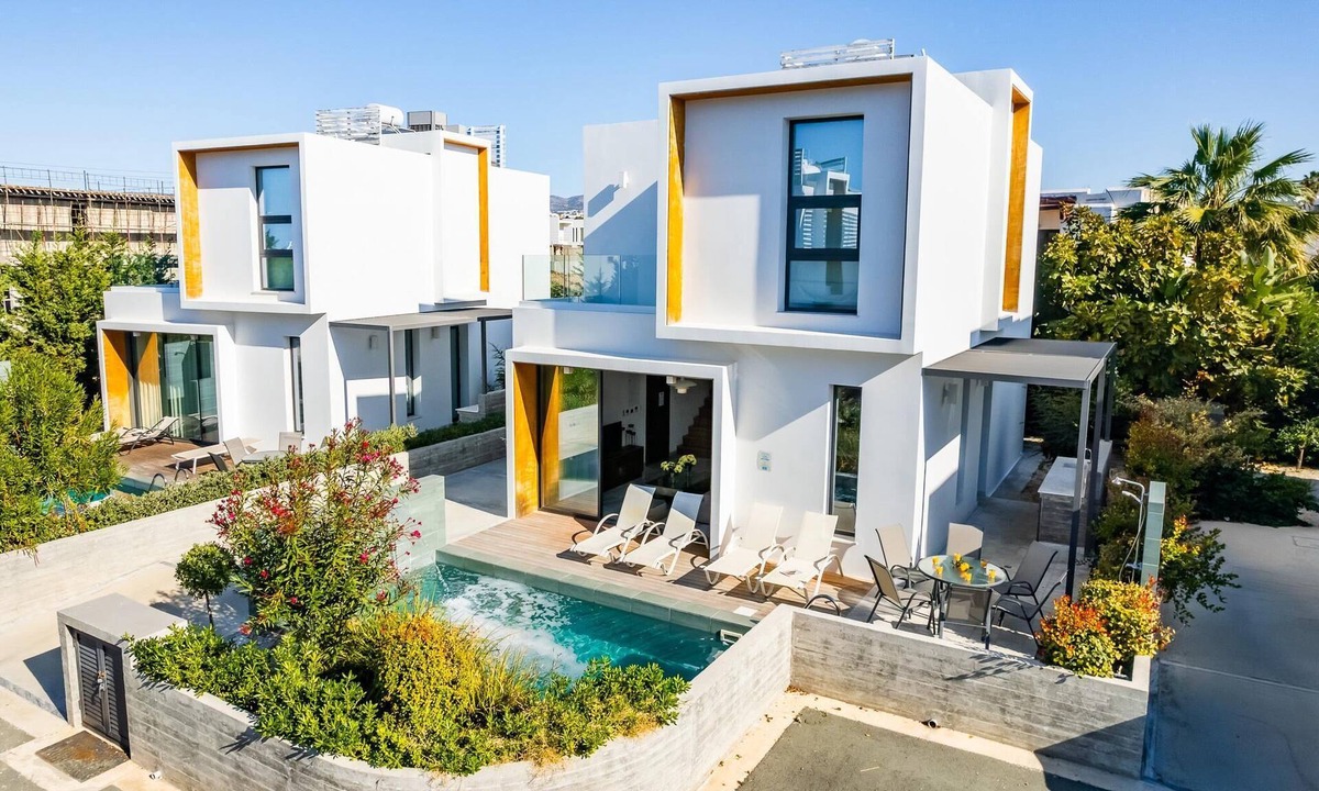 Paphos Villa | Villa Laurus 2 By Ezoria Villas