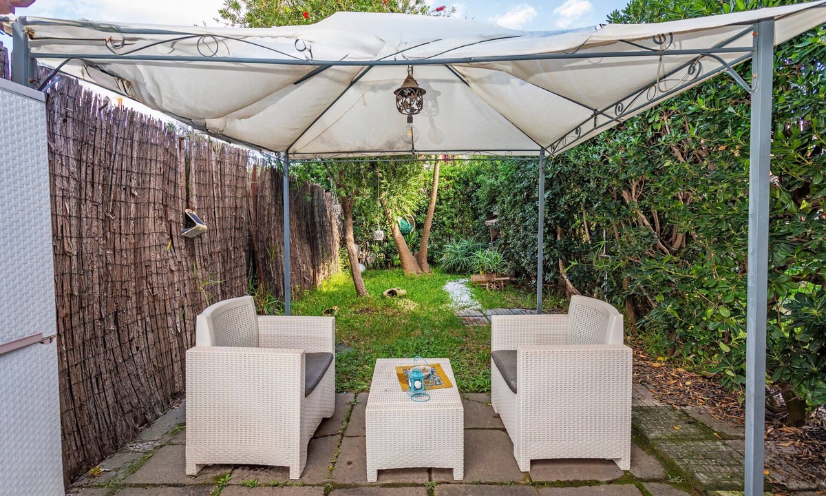 Fondachello Villa | Villa 'Marecalmo Holiday House' with Private Terrace, Wi-Fi and Air Conditioning