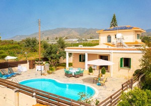 160 m² Villa ∙ 3 bedrooms ∙ 7 guests
