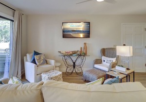 2357 Racquet Club - On-Site Community Pool and Tennis & Pet Friendly