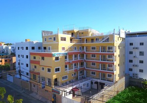 Modern 2BR Apartment Terrace Near Airport - Santo Domingo Este