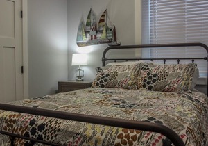 NEW luxury 4 BR condo in the heart of Bolton! in Bolton