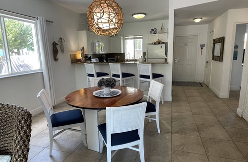 Alice Town Condo | 2 bed-2 baths first floor, sleeps 6