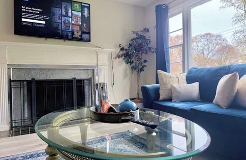 East Irondequoit Apartment | 2-bedroom Elegant Escape in the city of Rochester!