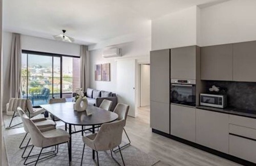 Limassol Apartment | 201 Sfiggos - Large Balcony & Shared Rooftop Pool