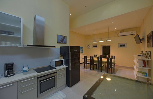 Bophut Villa | 3 Bed Beachside Villa with Private Pool in Walled Garden 25 Mtres from Beach
