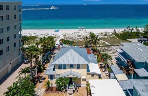 Indian Shores Villa | 3 bedroom suite in Grandma's island beach house from summer of 1925