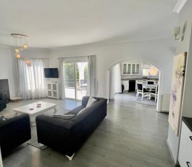 Karavas House | 4 bed room Villa Alsancak Girne