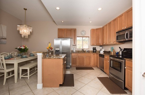 Bay Esplanade House | 4 BR Clearwater Beach Townhouse Hot Tub Rooftop Lounge Beach/Gulf Views