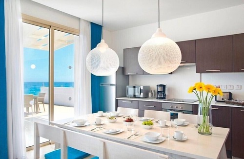 Pernera Villa | 4 BR Villa Sea View Private Pool Whirlpool