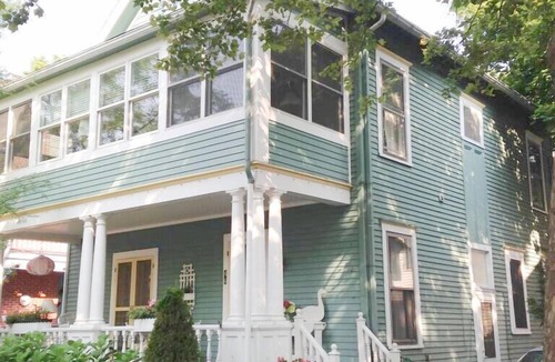 Chautauqua House | 46 Foster – Charming 3BR Retreat in Historic Chautauqua!
