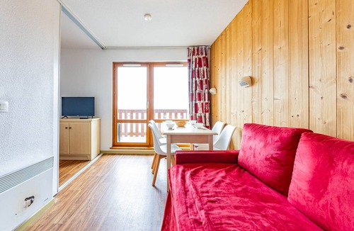 Saint-Francois-Longchamp Apartment | 6-person apartment at the foot of the slopes in Saint-François-Longchamp