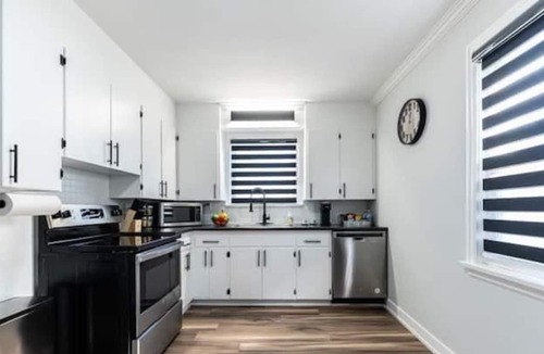 St. Catharines House | A Modern Home Sleek Design & Secondary Suite