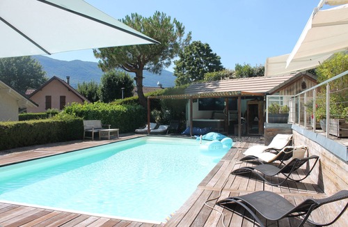 Brison-Saint-Innocent Apartment | Apartment 'In the Heart of the Riviera des Alpes' with Lake View, Shared Pool and Wi-Fi