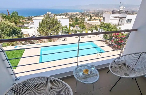 Miliou House | Awesome home in Neo Chorio