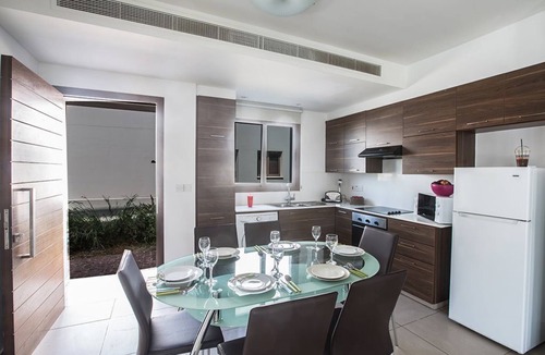 Ayia Napa Villa | Ayia Napa Satin Villa SVD2 - sleeps 6 guests in 3 bedrooms