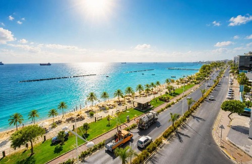 Limassol Apartment | Beachfront apartment with sea view