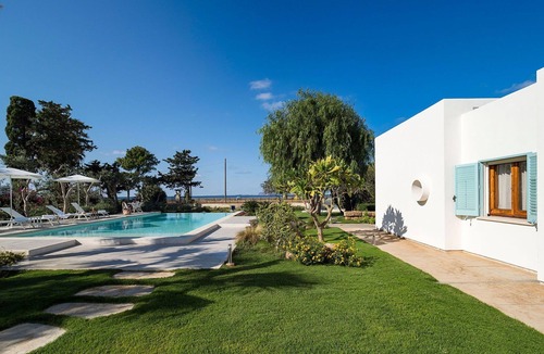Nubia Villa | Beautiful private villa for 14 guests with private pool, WIFI, A/C, TV, patio and panoramic view