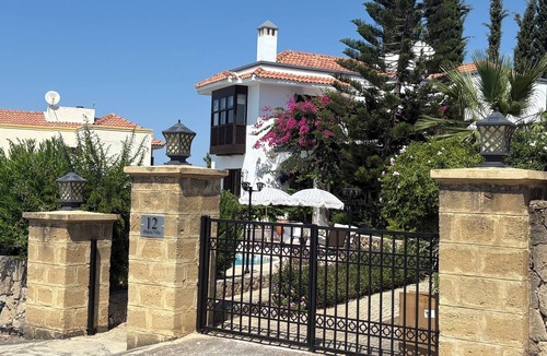 Dogankoy Villa | Blake villa, Bellapaise with private pool and Sea Views.