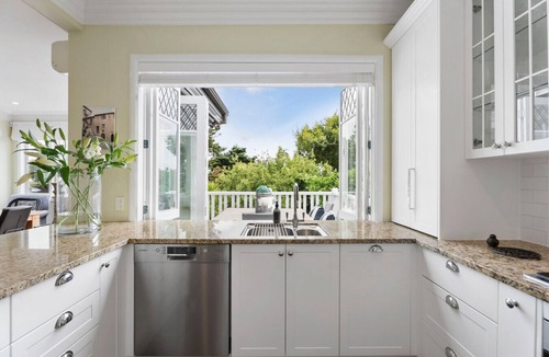 Mission Bay Villa | Bright & Spacious Coastal Retreat in Mission Bay | The Rose Cottage by Homello